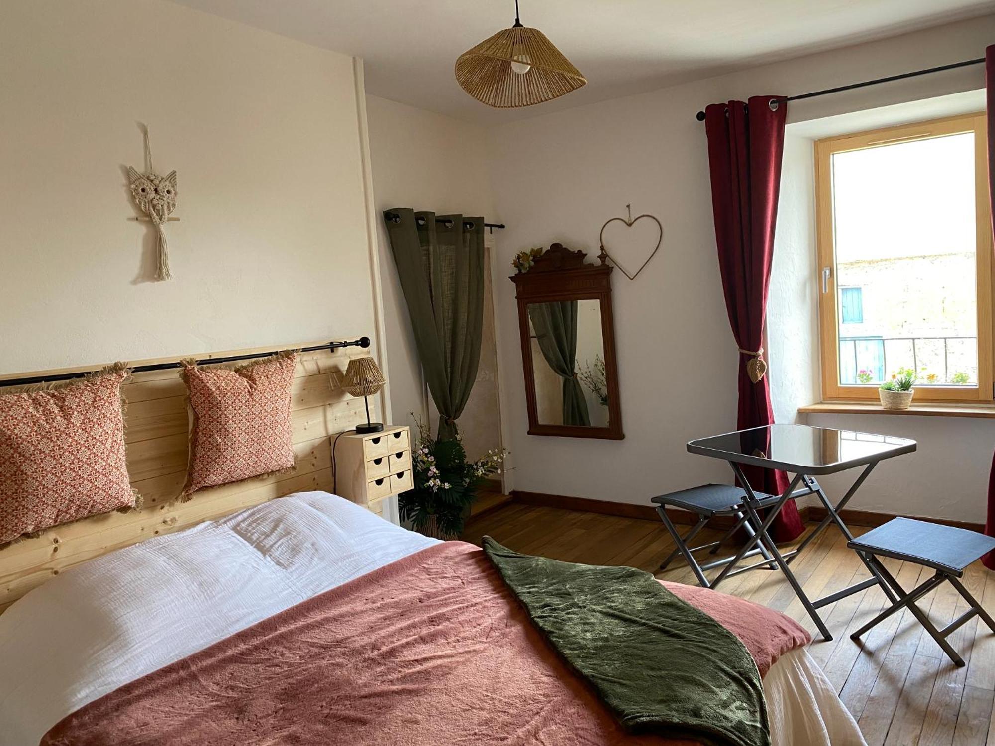 La Pautiere Bed & Breakfast Saint-Sauveur-Lendelin Стая снимка